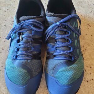 MERRELL RUNNING SHOES